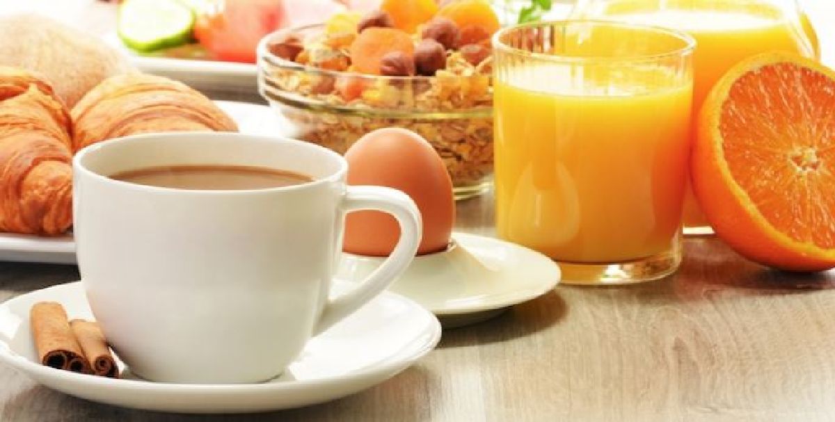 Pour le meilleur début de votre journée : Les aliments à manger et à éviter sur un estomac vide le matin !