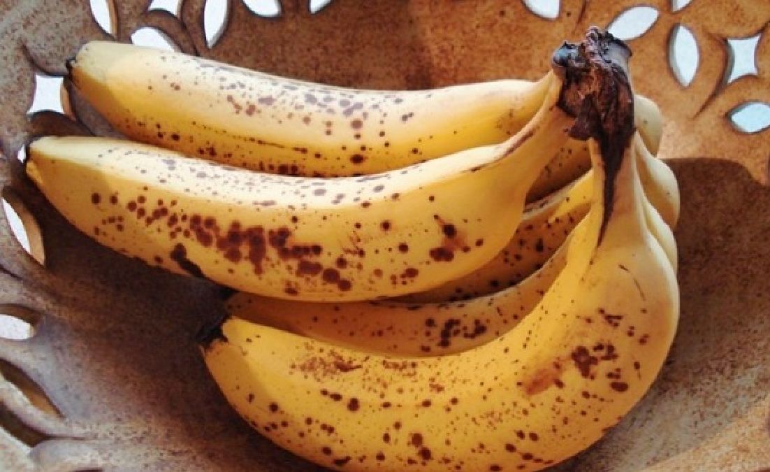 Qu’arrive-t-il de votre corps quand vous mangez des bananes mûres avec des taches sombres?