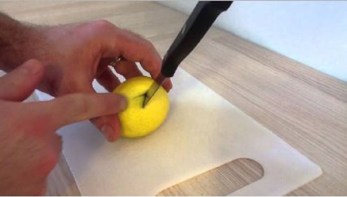 Mettez 3 citrons coupés sur votre table de nuit avant de dormir pour …