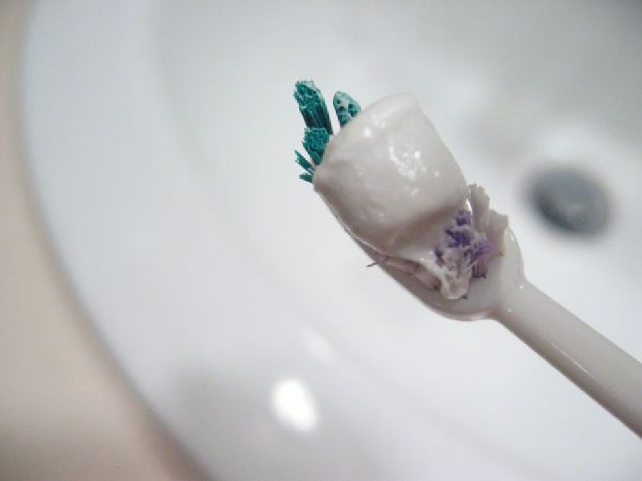 12 Utilisations Surprenantes du Dentifrice qu’on doit tous connaitre