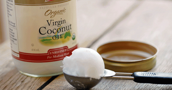 Comment l’huile de coco vous aide à perdre du poids