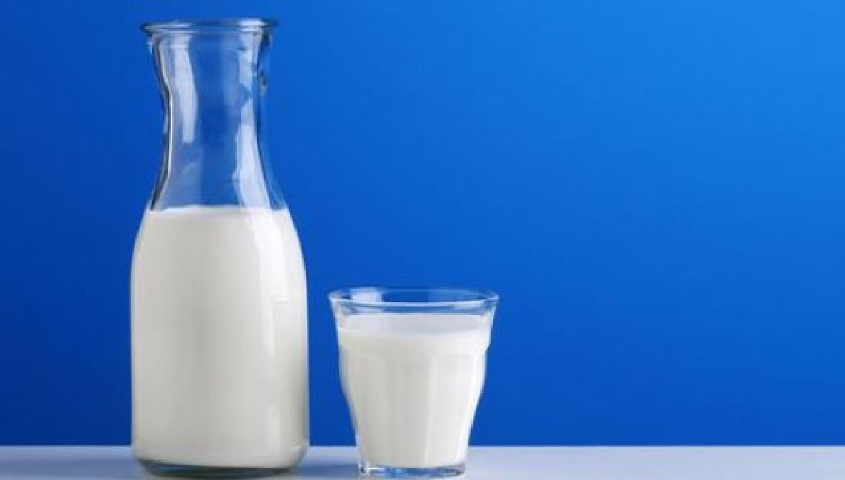 Le lait que vous ne devriez jamais boire. (Cause de cancer de la thyroïde et de déficience en vitamines B12 et D)