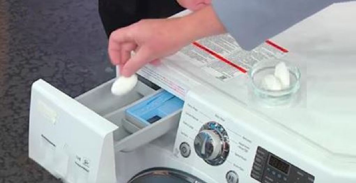 Empêchez les bactéries de s’installer dans votre laveuse grâce à cette astuce …