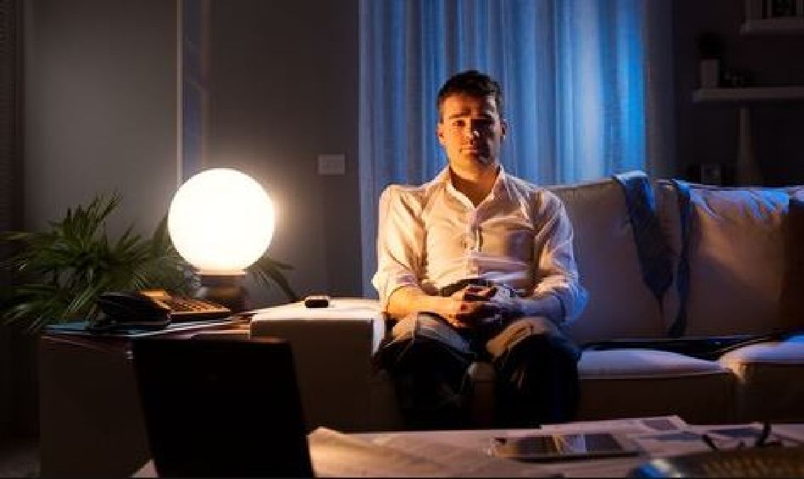 Une nouvelle étude le prouve :les gens qui sont désordonnés et veillent tard la nuit sont les plus intelligents !