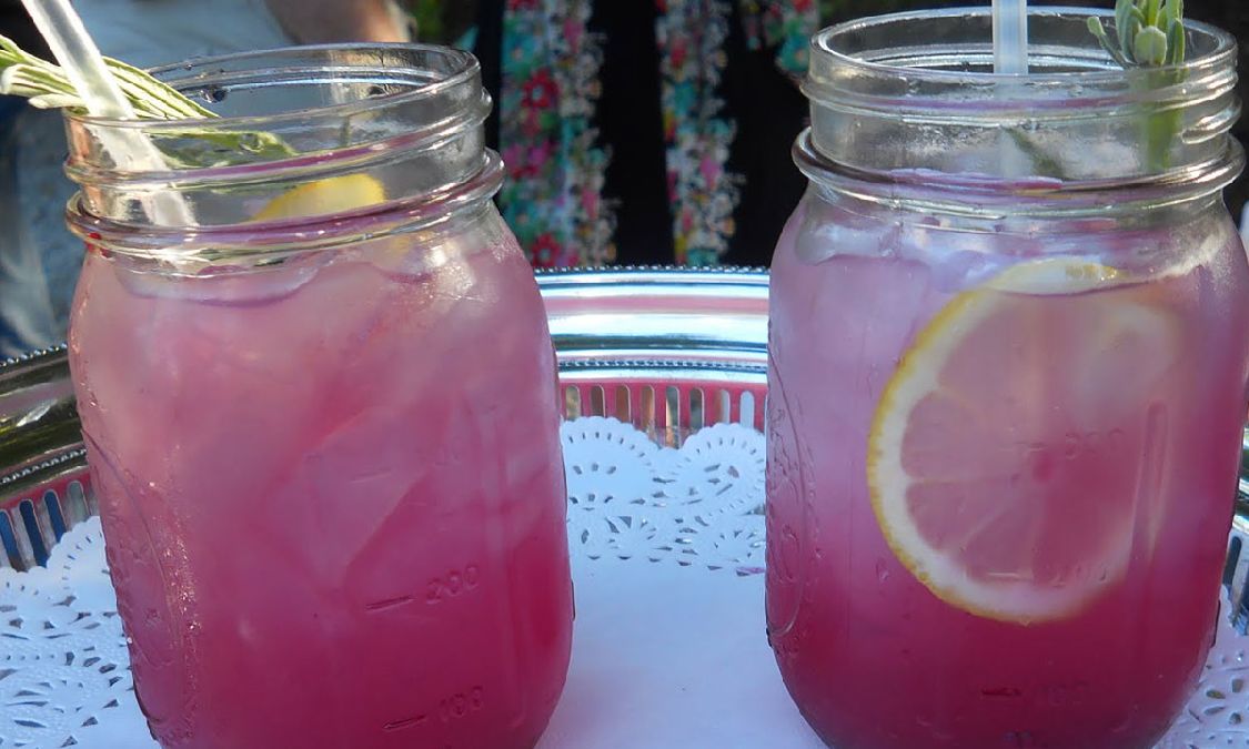 Voici comment préparer la limonade de lavande pour Soigner l’anxiété et les maux de têtes avec