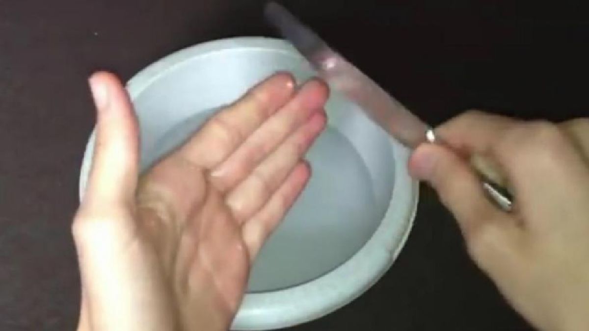 Voici comment vous débarrasser d’une odeur d’ail sur les doigts