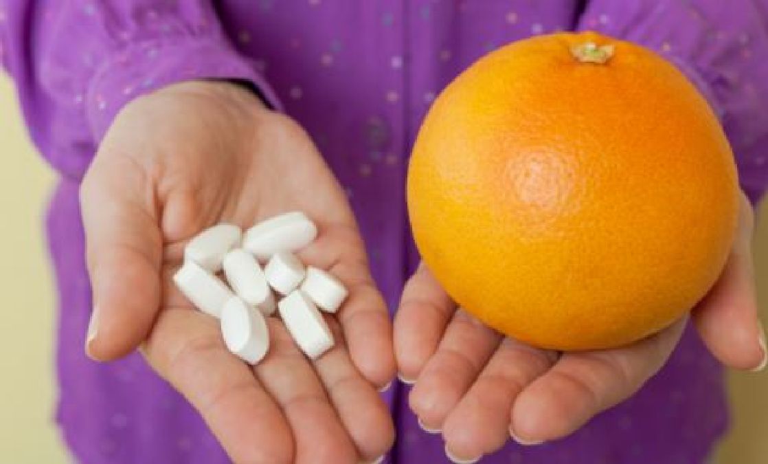 Attention Ces médicaments deviennent dangereux avec le pamplemousse et d’autres fruits, rappelle la FDA