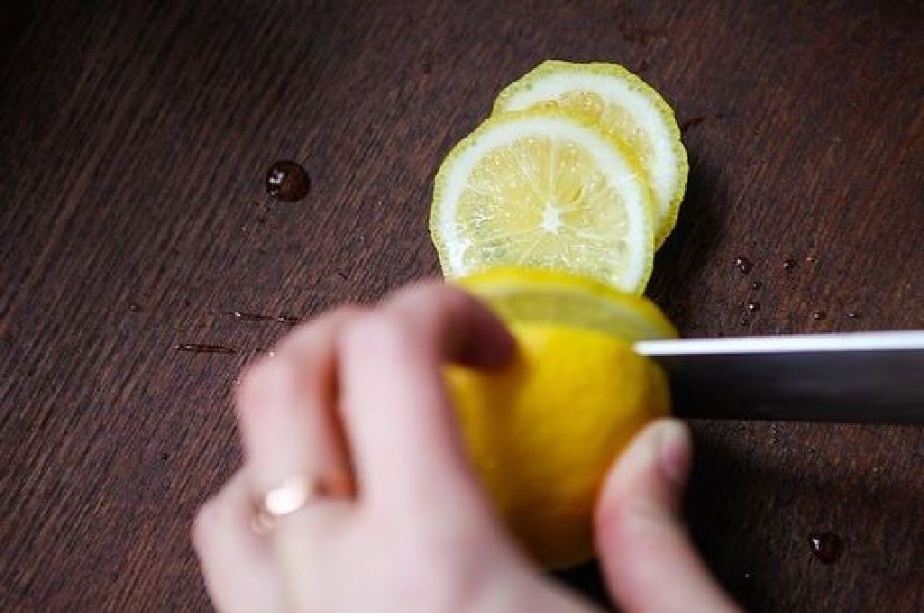 Pourquoi  les scientifiques recommandent de poser un citron à côté de votre lit chaque nuit