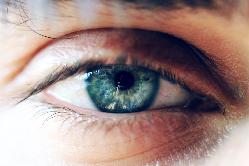 Les scientifiques on fait une découverte incroyable concernant les personnes aux yeux bleus