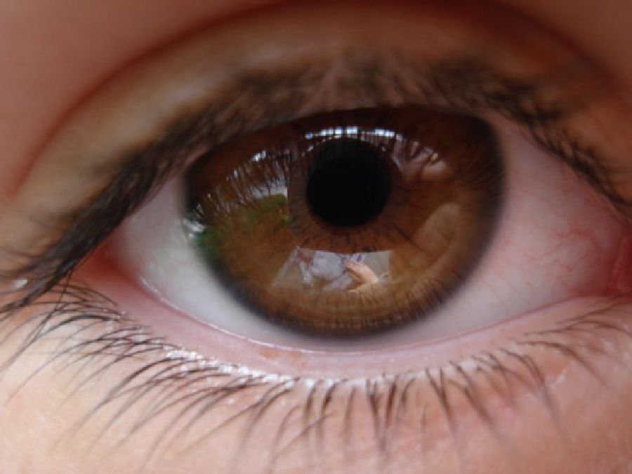 Les secrets sur les personnes aux yeux bruns, qu’elles-mêmes ignorent